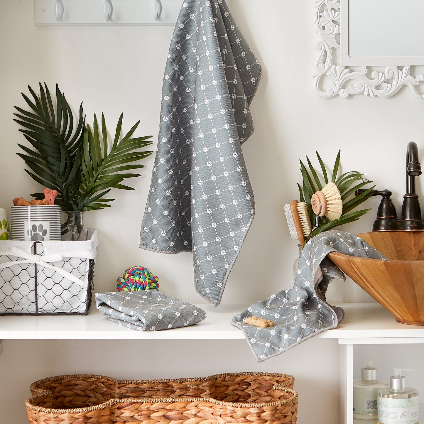 Small Microfiber Pet Towel - 3 Pack - Printed Trellis, Gray, 15x30"