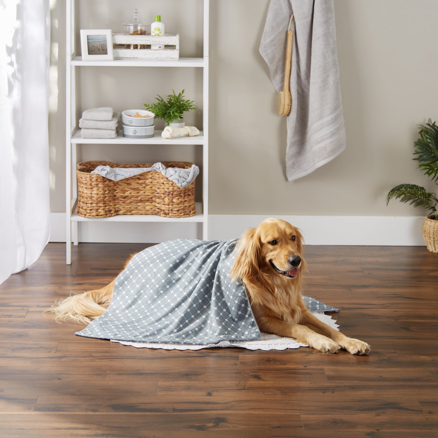 Bone Dry Large Microfiber Pet Towel - Printed Trellis, Gray, 41x23.5"