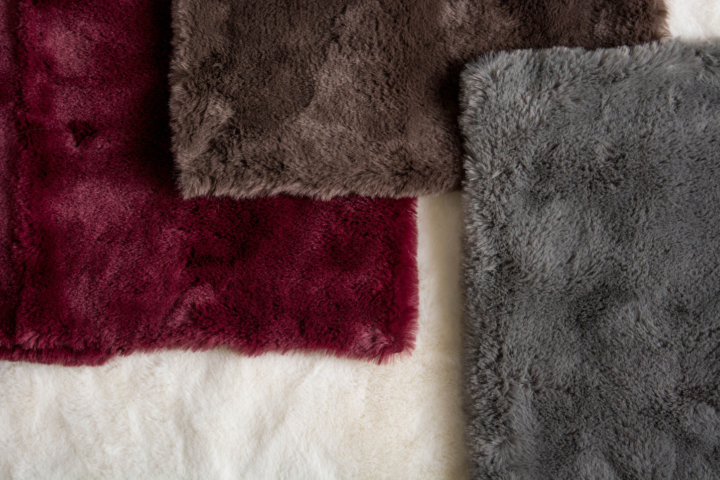 Pet Crate Liner, Faux Fur, Cranberry, XXX-Large - 29x48"