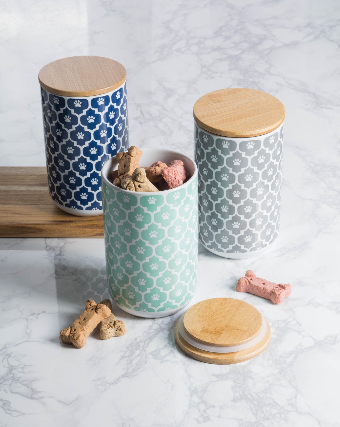 Aqua Lattice Paw Print Pet Treat Canister - 4.5 Cup Capacity