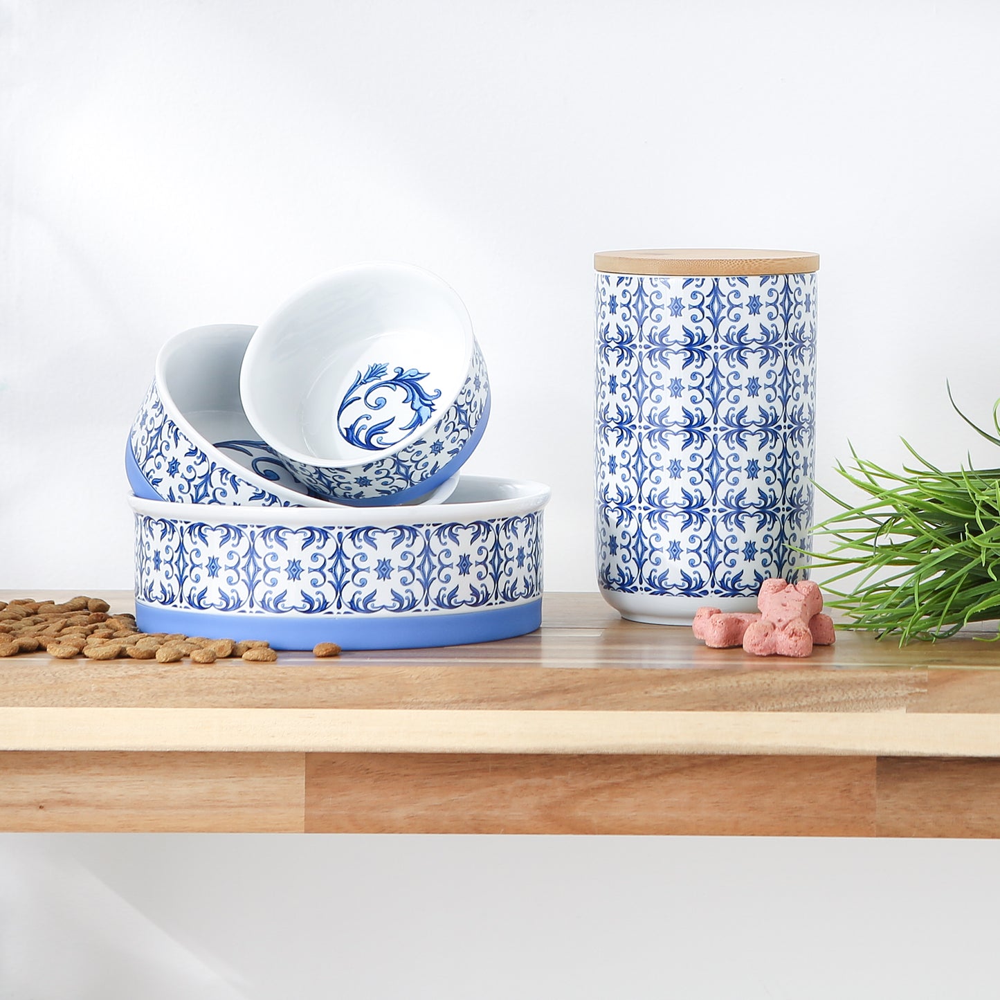 Pet Bowl Portuguese Tile Large 7.5Dx2.4H Set of 2