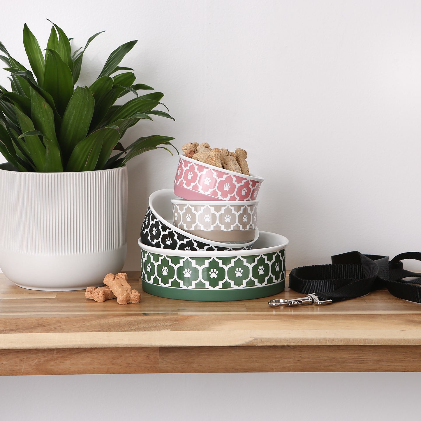 Black Lattice Paw Print Pet Bowl Set/2, Medium - 1.5 C. Capacity