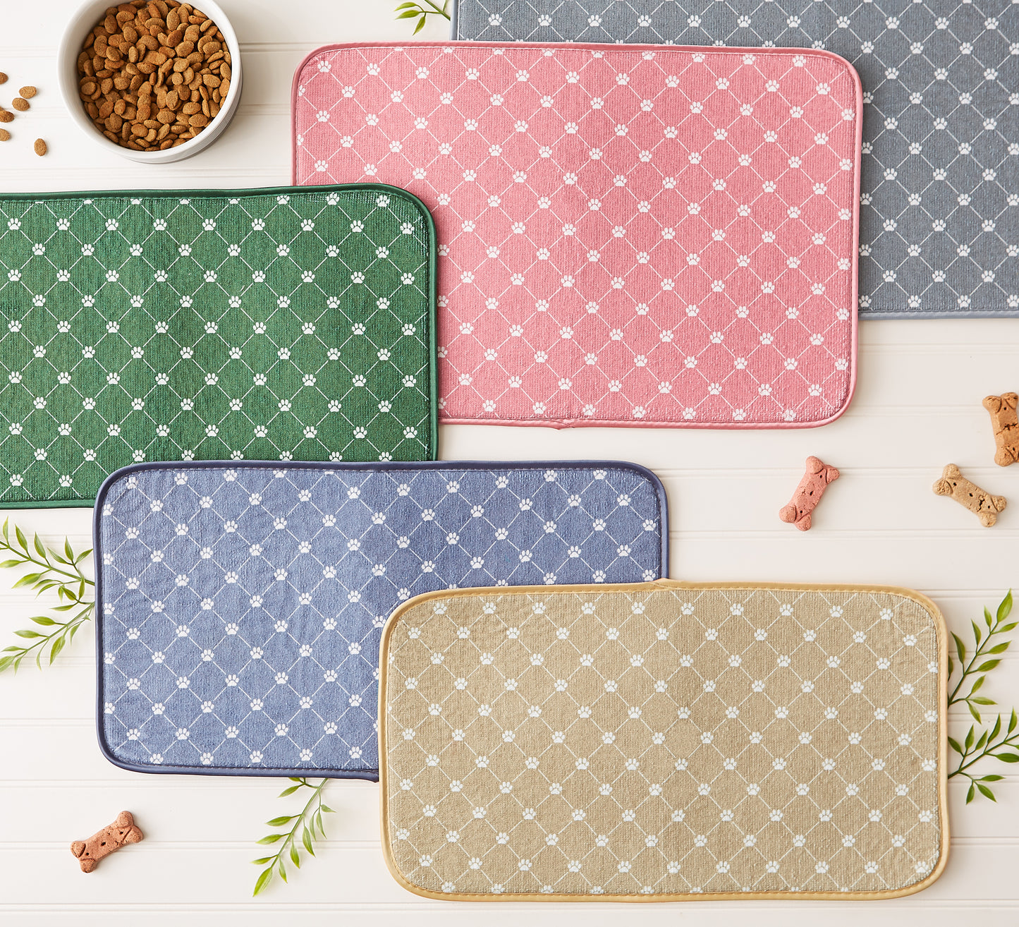 Gray Printed Trellis Paw Pet Mat