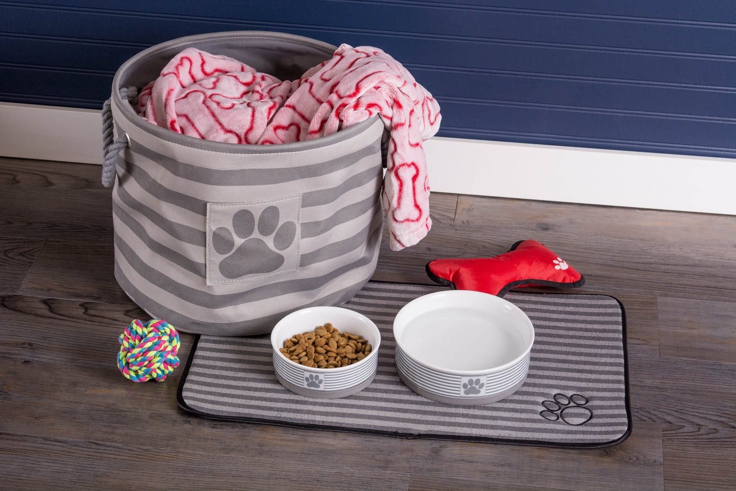 Large Gray Stripe Embroidered Paw Pet Mat