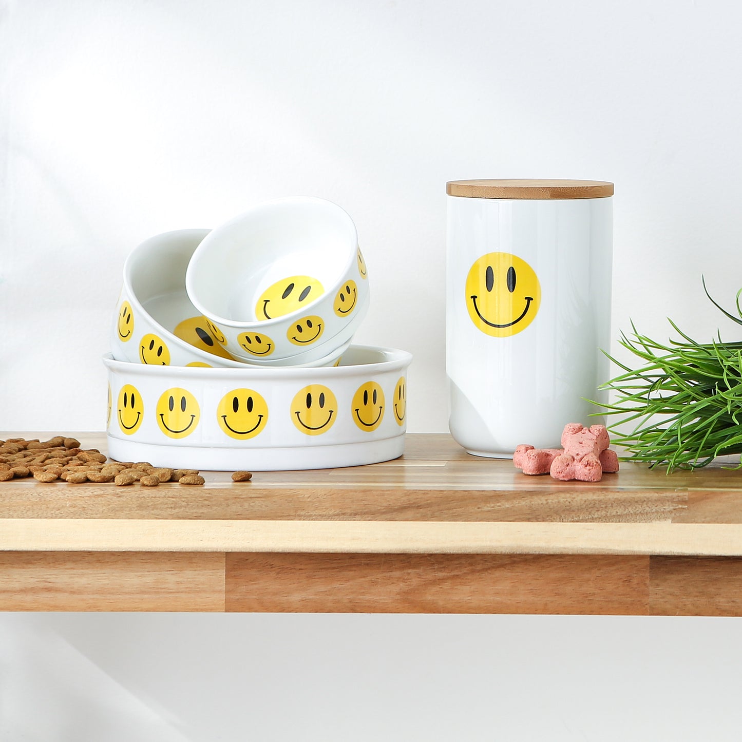 Pet Bowl Smiley Face Medium 6Dx2H Set of 2